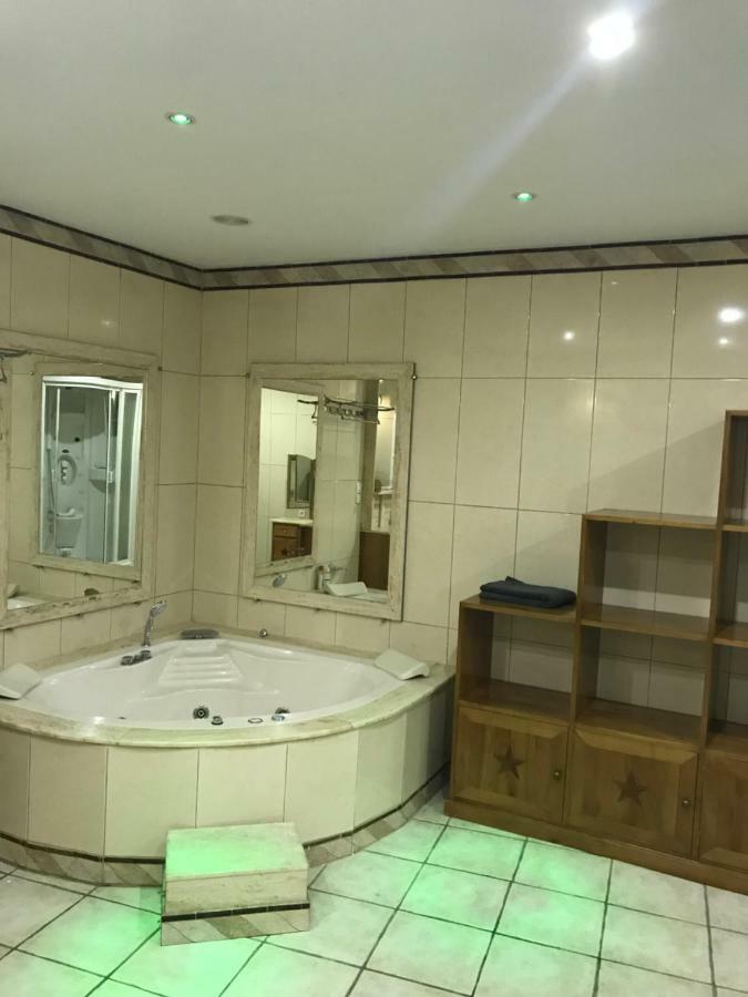 Appartement Du Couvent Нарбонна Экстерьер фото